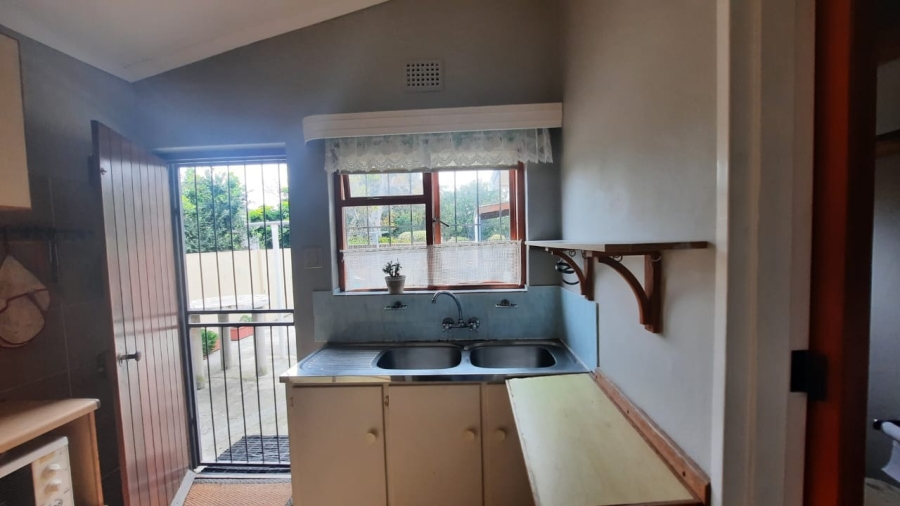 To Let 1 Bedroom Property for Rent in Kleinmond Western Cape